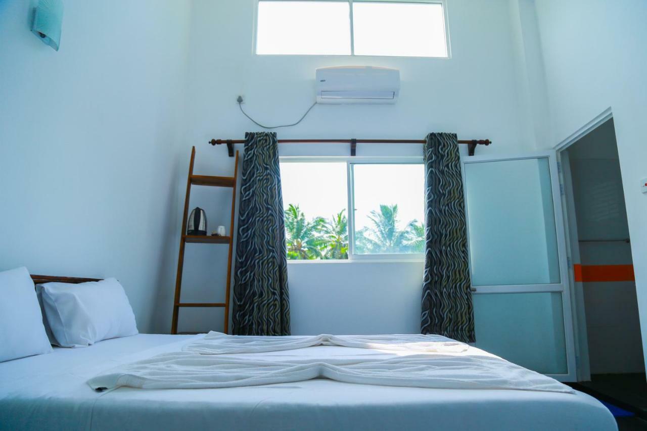 Hikka Ocean Resort Хикадува Екстериор снимка