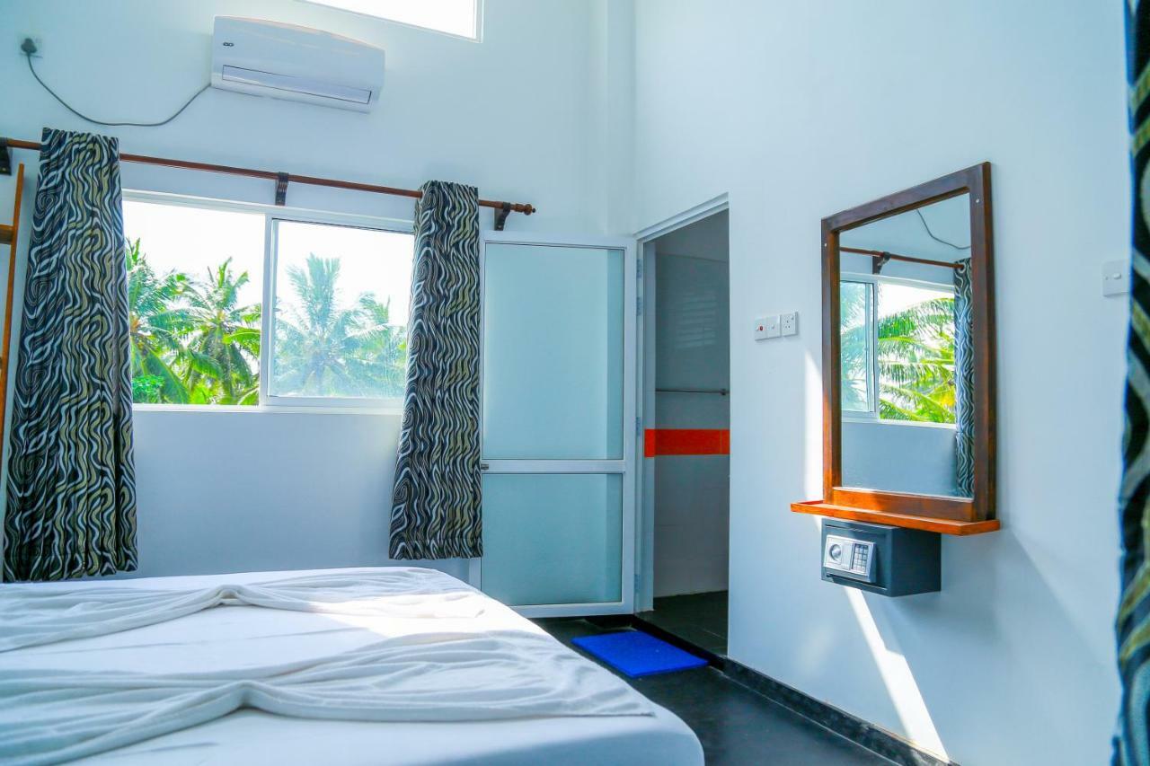 Hikka Ocean Resort Хикадува Екстериор снимка
