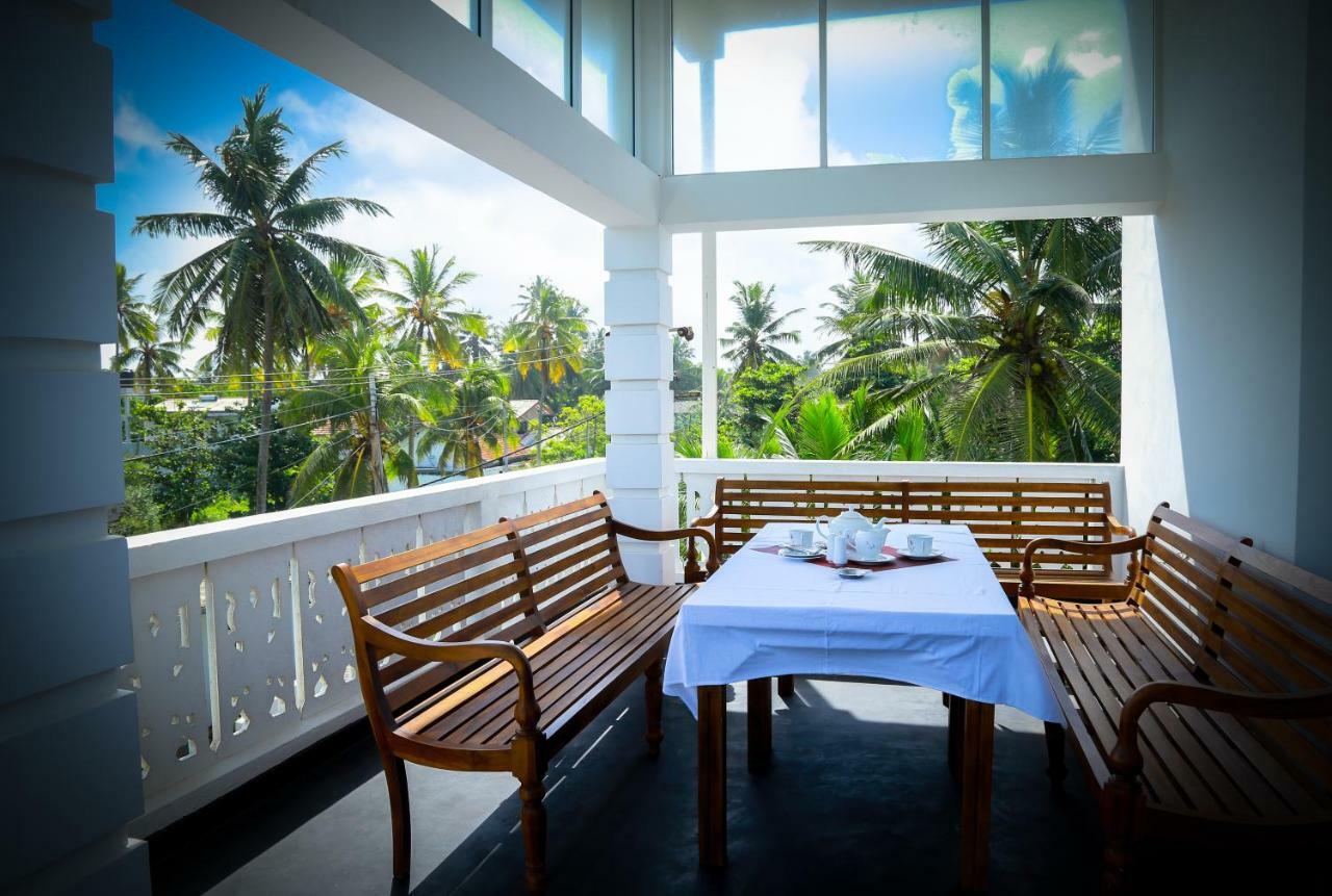 Hikka Ocean Resort Хикадува Екстериор снимка